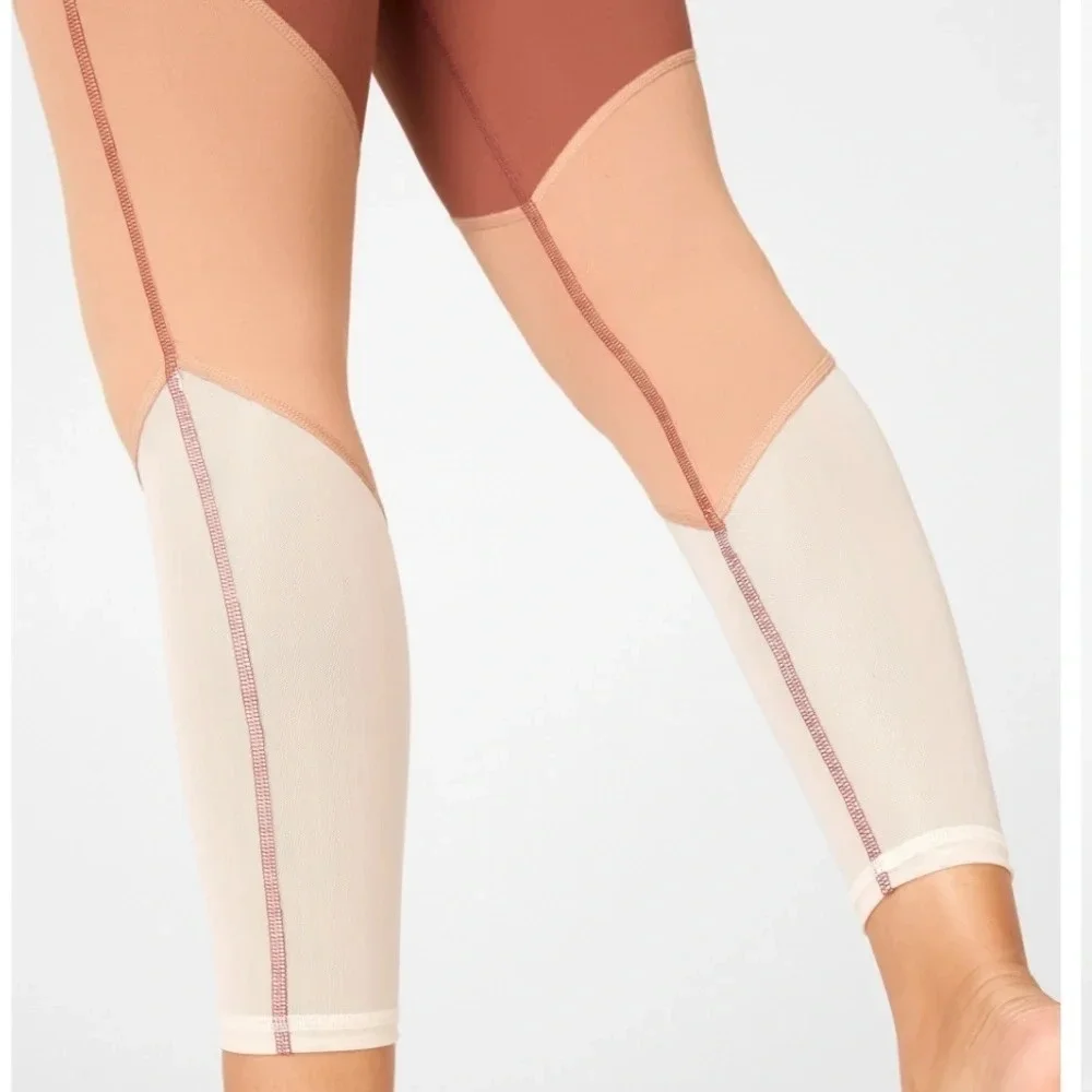 NWT Fabletics Zone High-Waisted 7/8 High Waisted Leggings Size XS